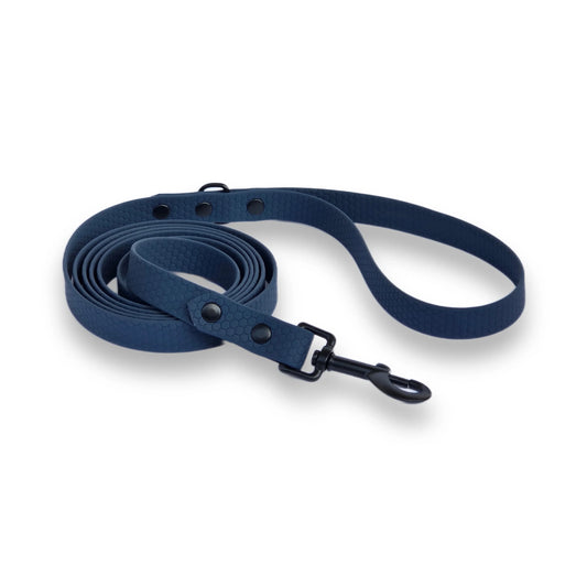 Hexa suņu pavada marine krāsā, viegla, spēcīga.