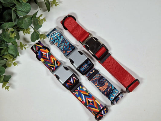 Light Dog collar (M 30-48 cm) - red